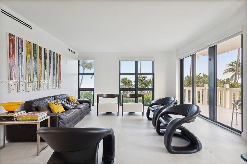 1111 Crandon Blvd B101, Key Biscayne, FL 33149