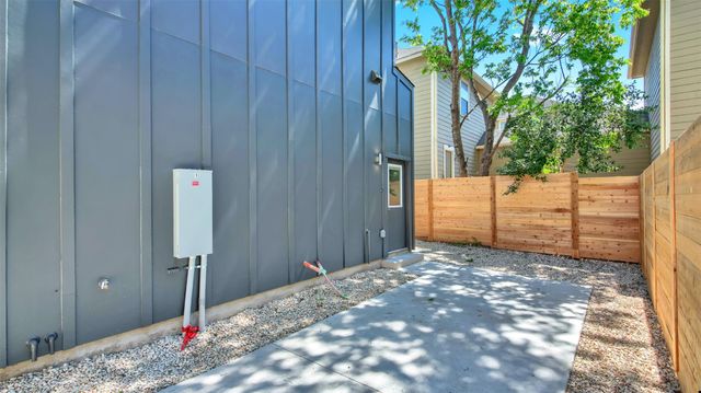 7204 Meador Ave 1B, Austin, TX 78752