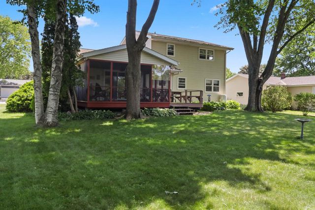 1074 Jerico Lane, Sun Prairie, WI 53590
