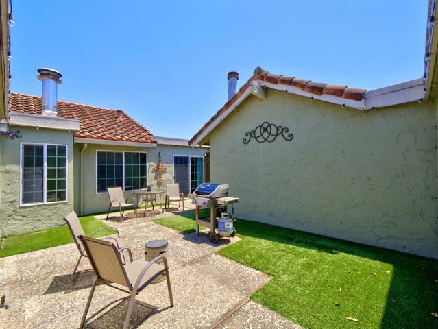 262 Crestview Drive, Watsonville, CA 95076