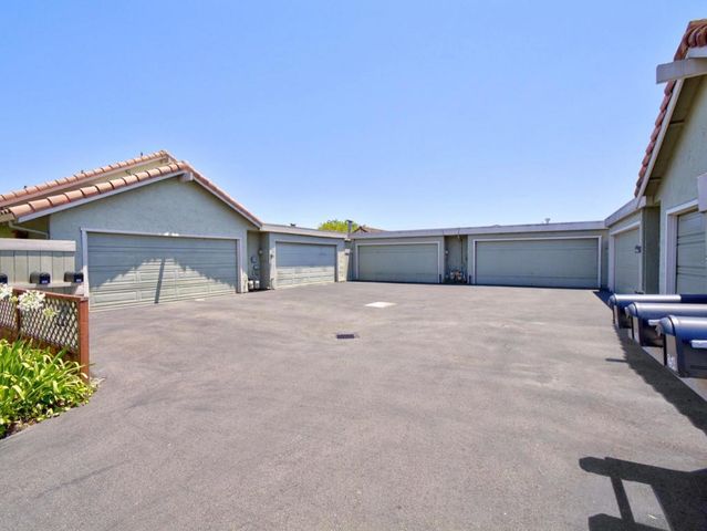 262 Crestview Drive, Watsonville, CA 95076