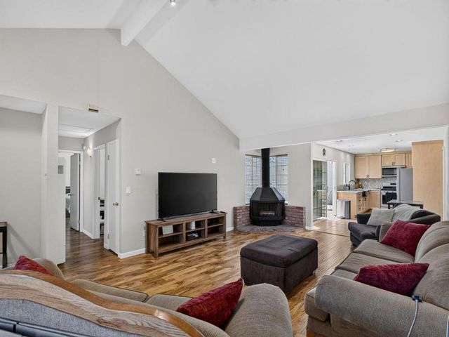262 Crestview Drive, Watsonville, CA 95076