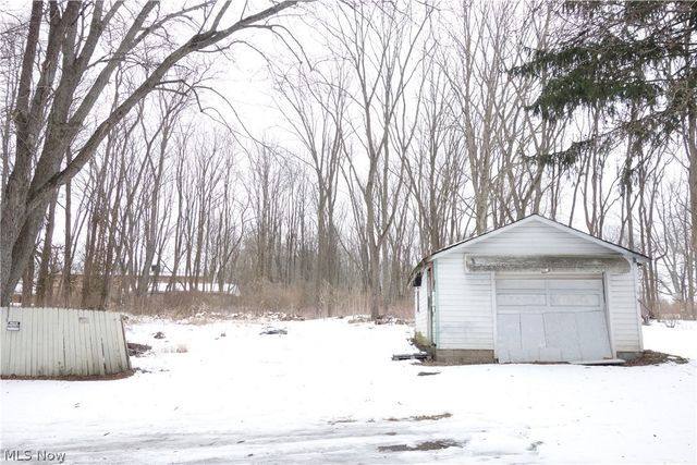 6235 Manchester Road, Clinton, OH 44216