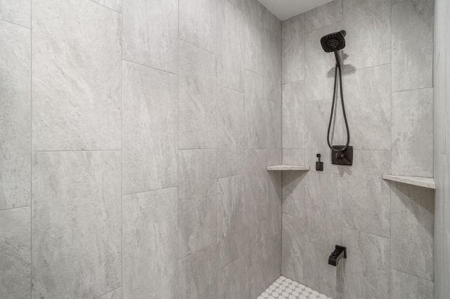 719 Fairfield Street, Shoreacres, TX 77571