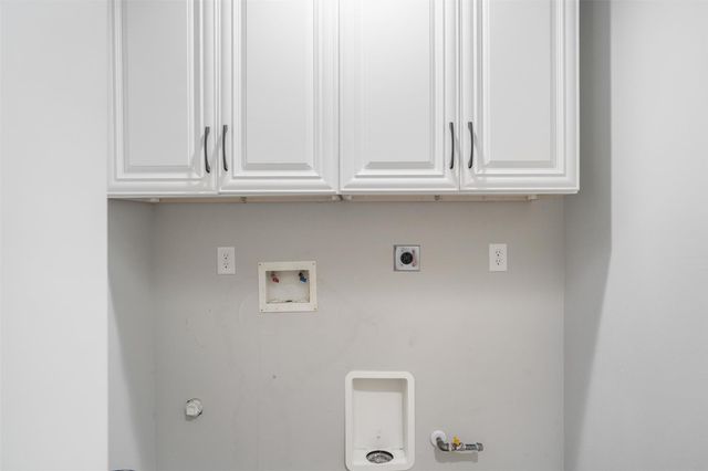 719 Fairfield Street, Shoreacres, TX 77571