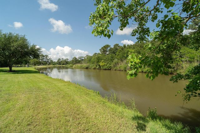 719 Fairfield Street, Shoreacres, TX 77571