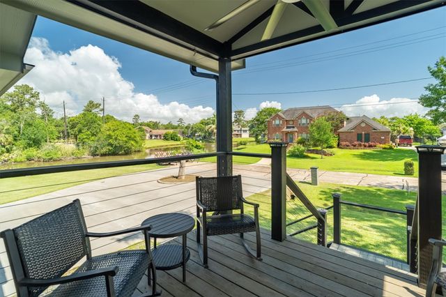 719 Fairfield Street, Shoreacres, TX 77571