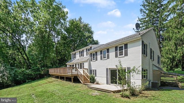 31 BEACON HILL CT, Phoenixville, PA 19460