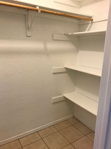 504 Claire Court, Arlington, TX 76012