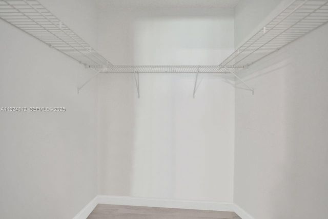 9 S Lakeshore Dr, Hypoluxo, FL 33462