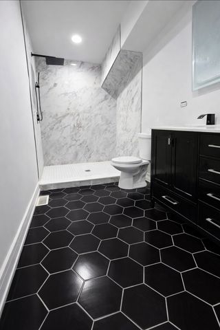 8409 S Vernon Avenue, Chicago, IL 60619