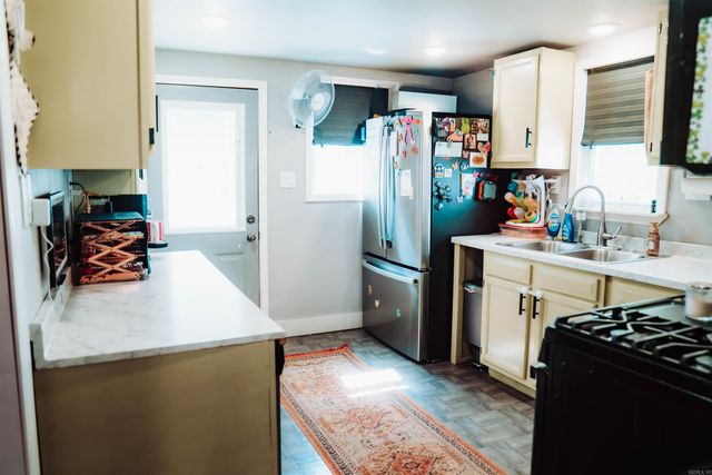 1000 Kenwood, Benton, AR 72015