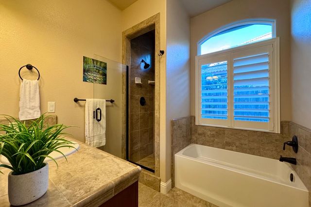 2770 Muncie Avenue, Clovis, CA 93619