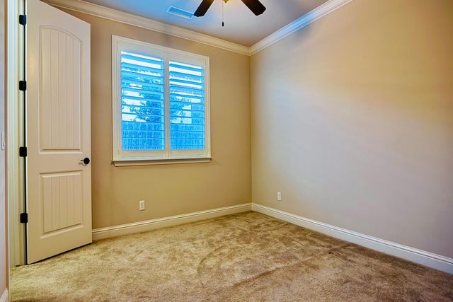 2770 Muncie Avenue, Clovis, CA 93619