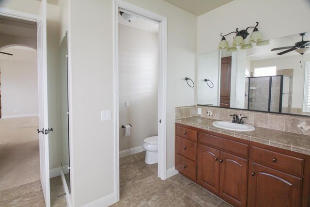 2770 Muncie Avenue, Clovis, CA 93619