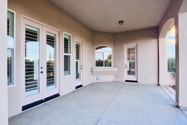 2770 Muncie Avenue, Clovis, CA 93619