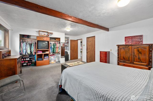 32 Atlantic Avenue, Aberdeen, WA 98520