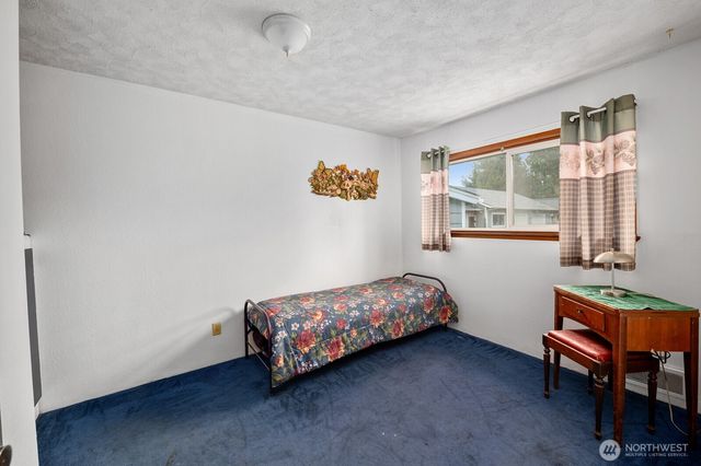 32 Atlantic Avenue, Aberdeen, WA 98520