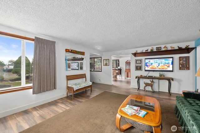 32 Atlantic Avenue, Aberdeen, WA 98520