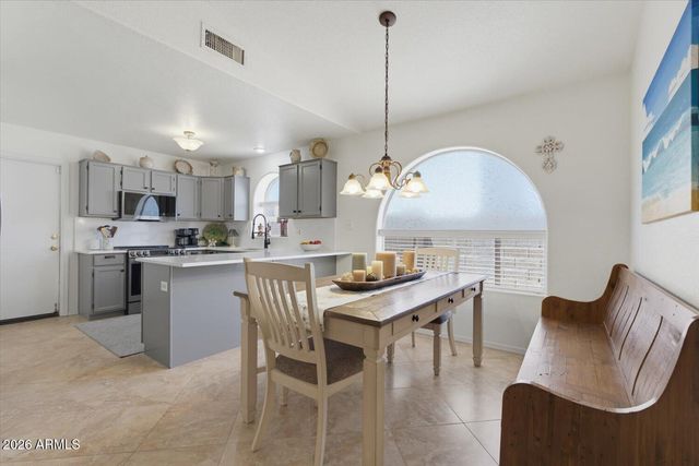 163 S NORFOLK Circle, Mesa, AZ 85206