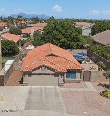 163 S NORFOLK Circle, Mesa, AZ 85206