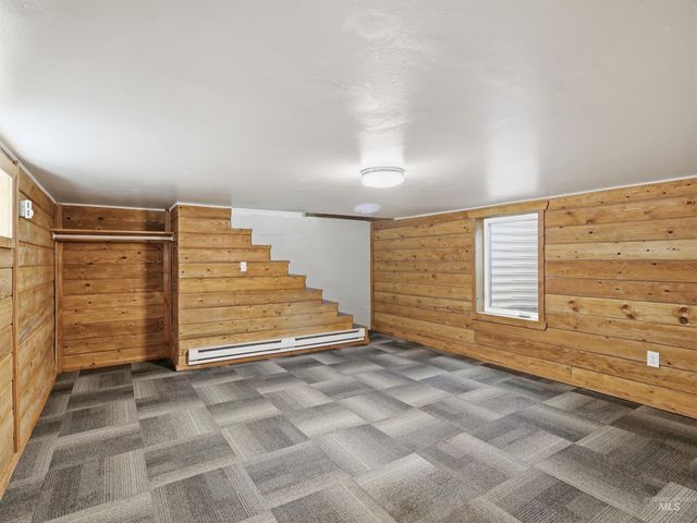 79 N Robinson Rd, Nampa, ID 83687