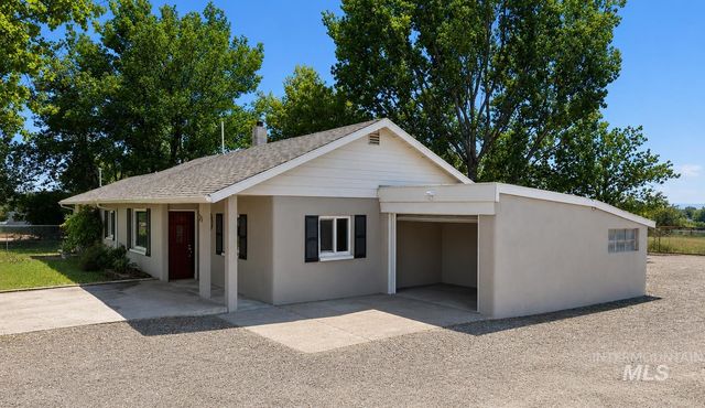 79 N Robinson Rd, Nampa, ID 83687