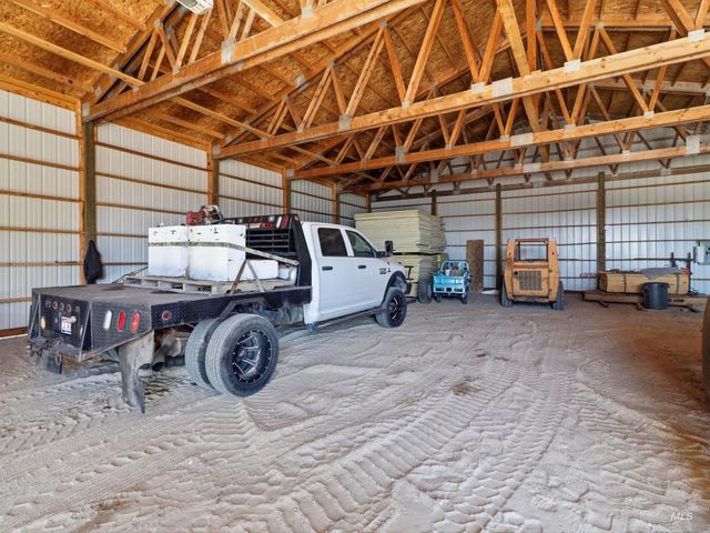 79 N Robinson Rd, Nampa, ID 83687