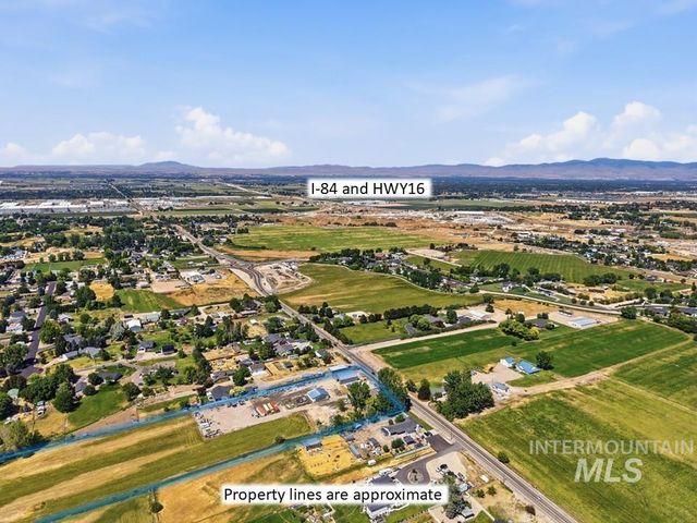 79 N Robinson Rd, Nampa, ID 83687