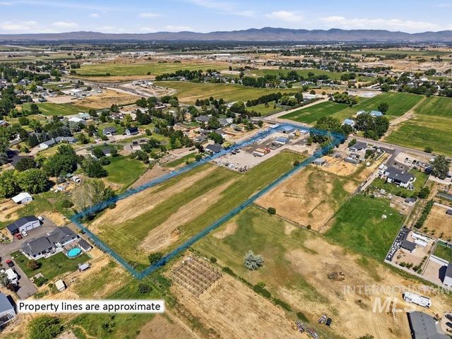 79 N Robinson Rd, Nampa, ID 83687