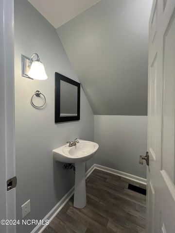 102 Seminole Court, Seven Lakes, NC 27376