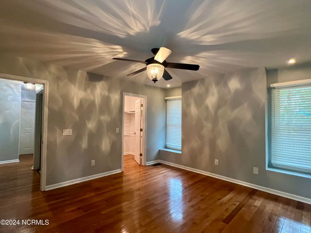 102 Seminole Court, Seven Lakes, NC 27376