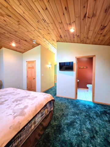 2207 Riverdale Road, Mora, MN 55051