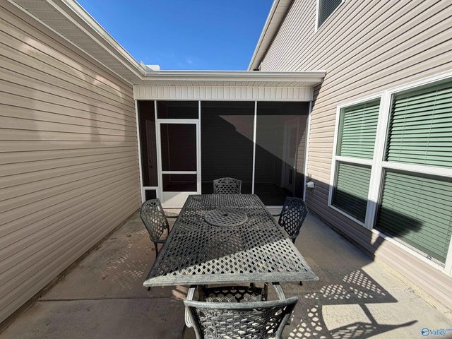 3203 Mcclellan Way, Decatur, AL 35603