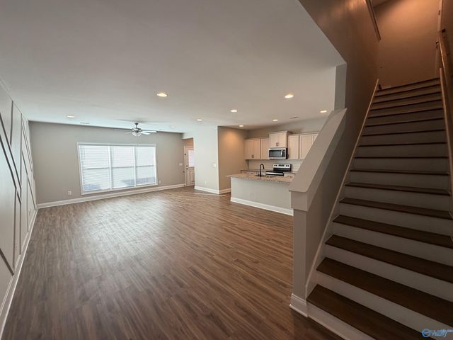 3203 Mcclellan Way, Decatur, AL 35603