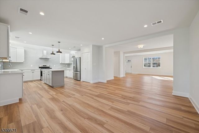 73 Fox Hill Rd, Denville Twp., NJ 07834