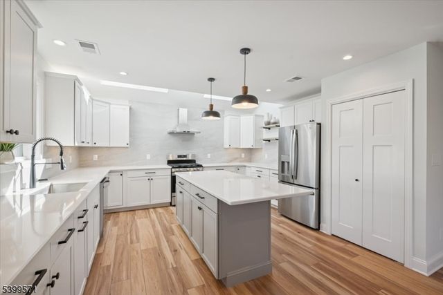 73 Fox Hill Rd, Denville Twp., NJ 07834