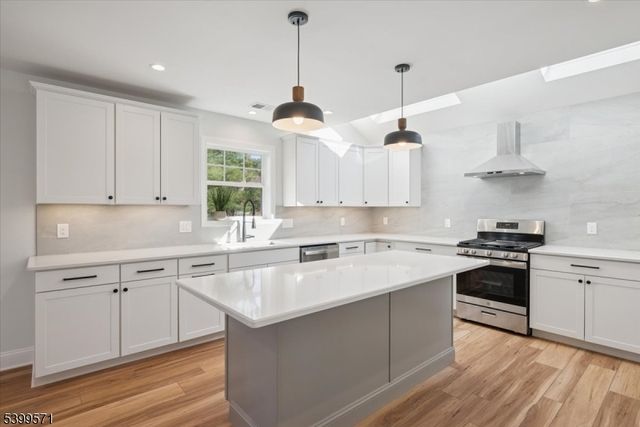 73 Fox Hill Rd, Denville Twp., NJ 07834