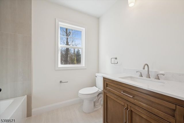 73 Fox Hill Rd, Denville Twp., NJ 07834