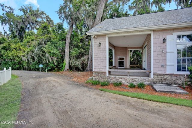 1928 MOORINGS Circle, Middleburg, FL 32068