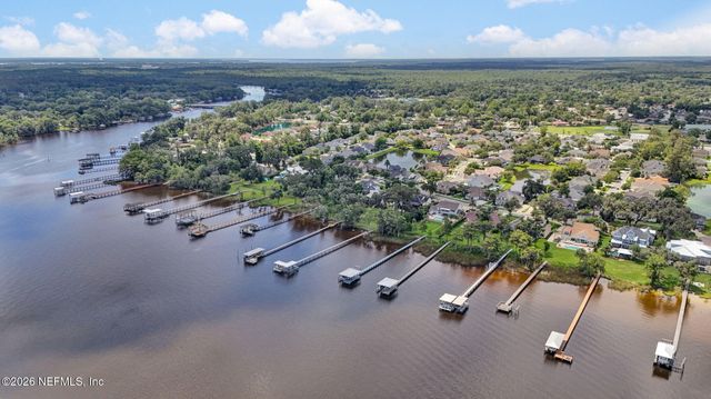 1928 MOORINGS Circle, Middleburg, FL 32068