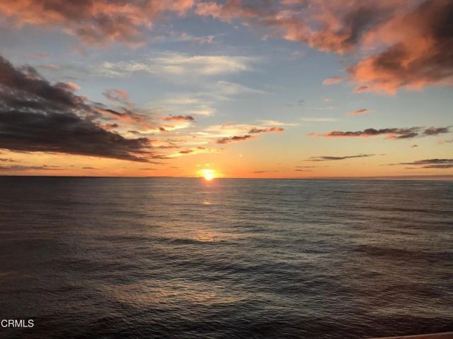 2277 Martinique Lane, Oxnard, CA 93035