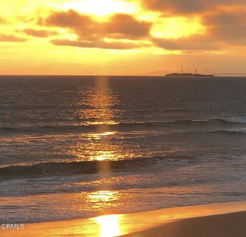 2277 Martinique Lane, Oxnard, CA 93035