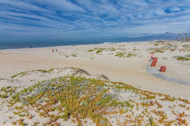 2277 Martinique Lane, Oxnard, CA 93035