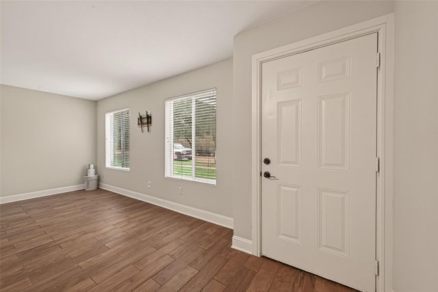 754 Memorial Mews Street B, Houston, TX 77079