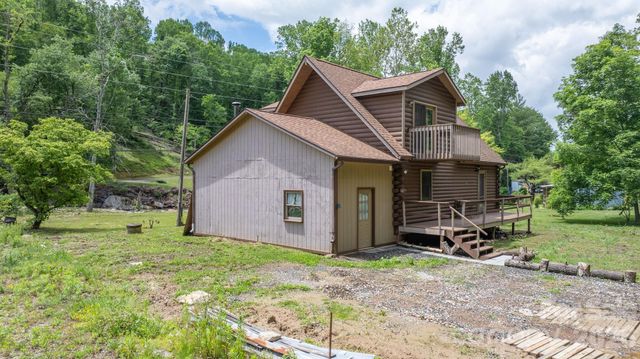 3206 Fork Mountain Road, Bakersville, NC 28705