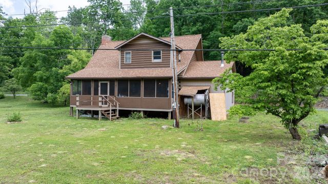 3206 Fork Mountain Road, Bakersville, NC 28705