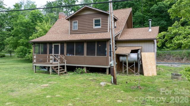 3206 Fork Mountain Road, Bakersville, NC 28705