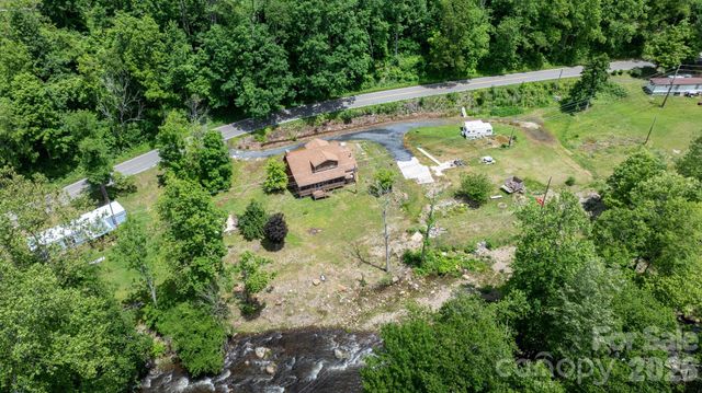 3206 Fork Mountain Road, Bakersville, NC 28705