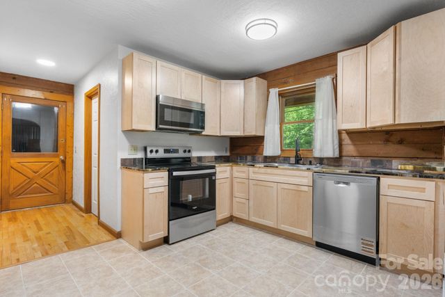 3206 Fork Mountain Road, Bakersville, NC 28705